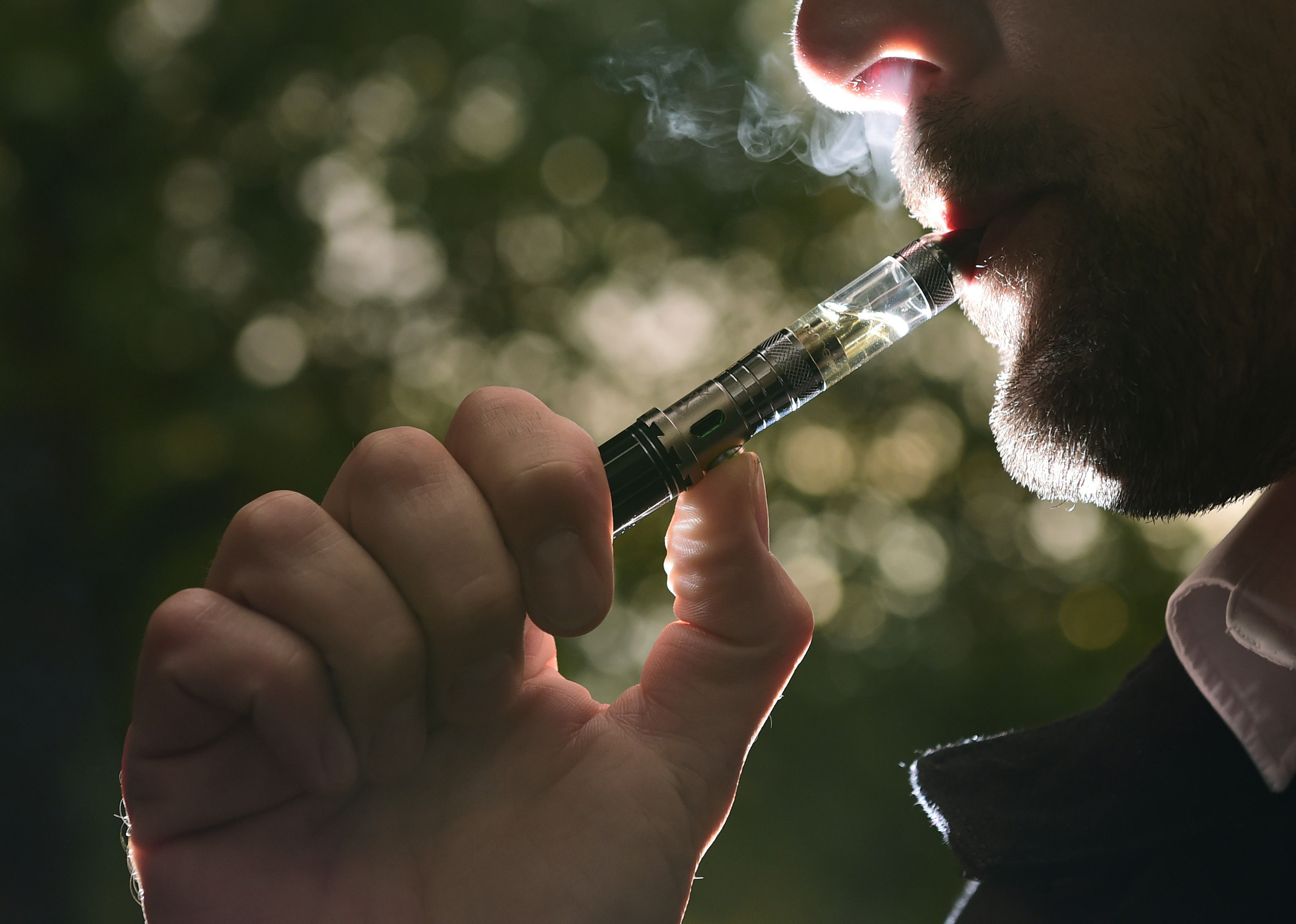 Tobacco industry promoting `false evidence’ on e-cigarettes, WHO declares