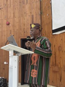 Prof Falola delivering his lecture 